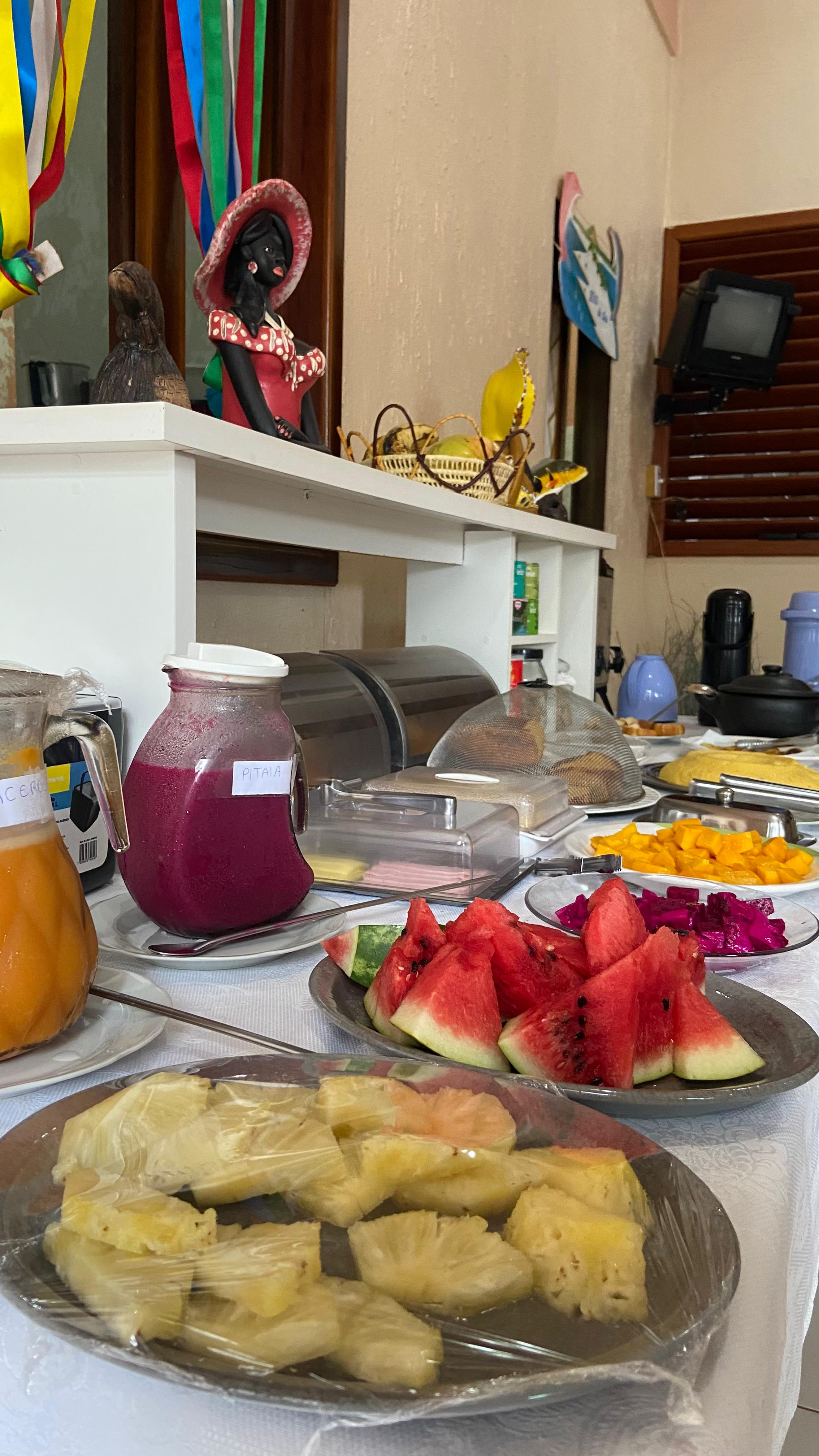 café da manhã na pousada cabocla em Alter do Chão